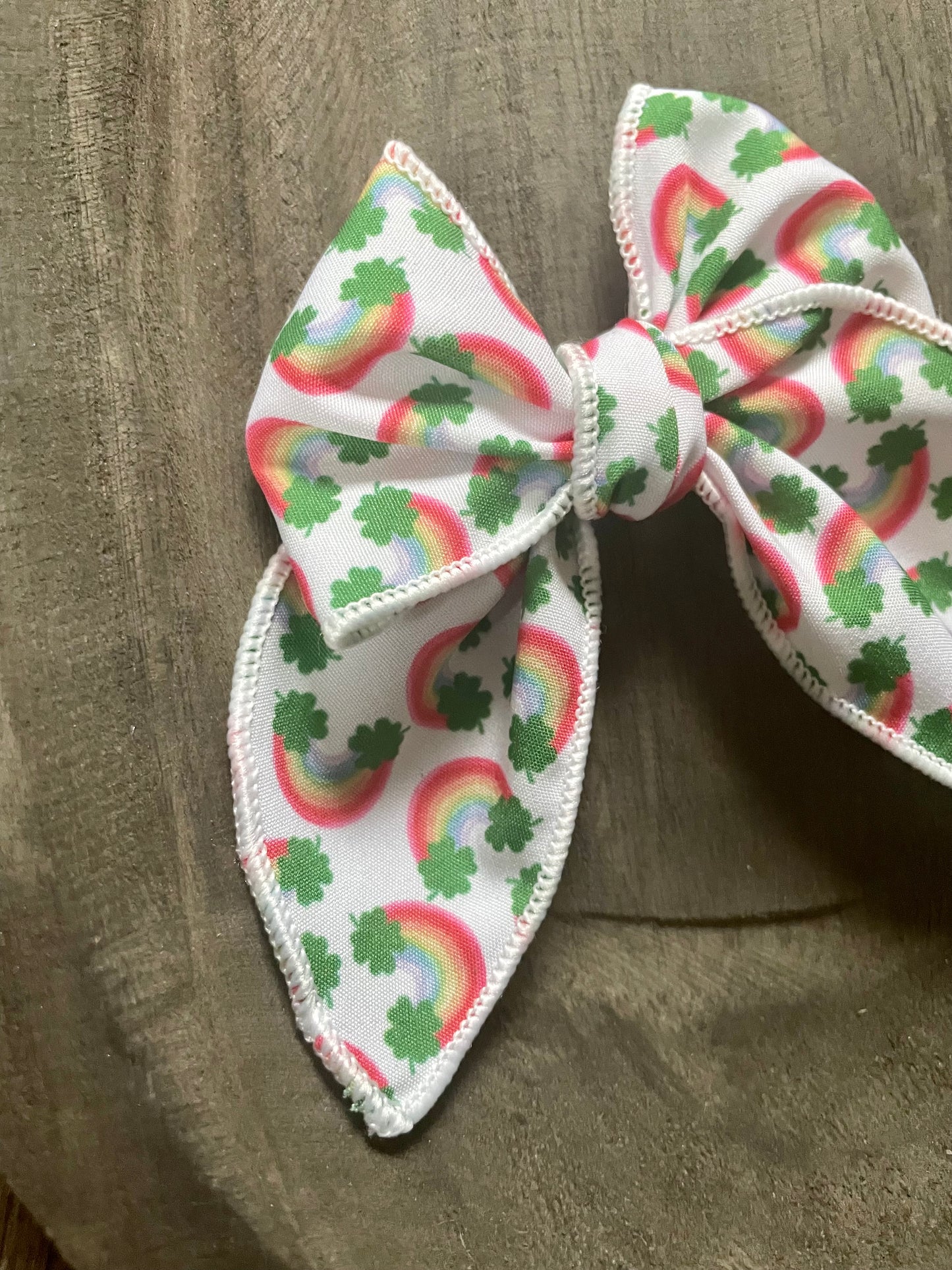 Monroe Bow | Lucky Rainbows